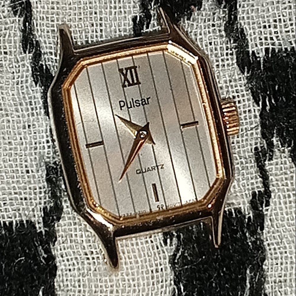 Vintage Pulsar Gold and Silver Quartz Watch Face
